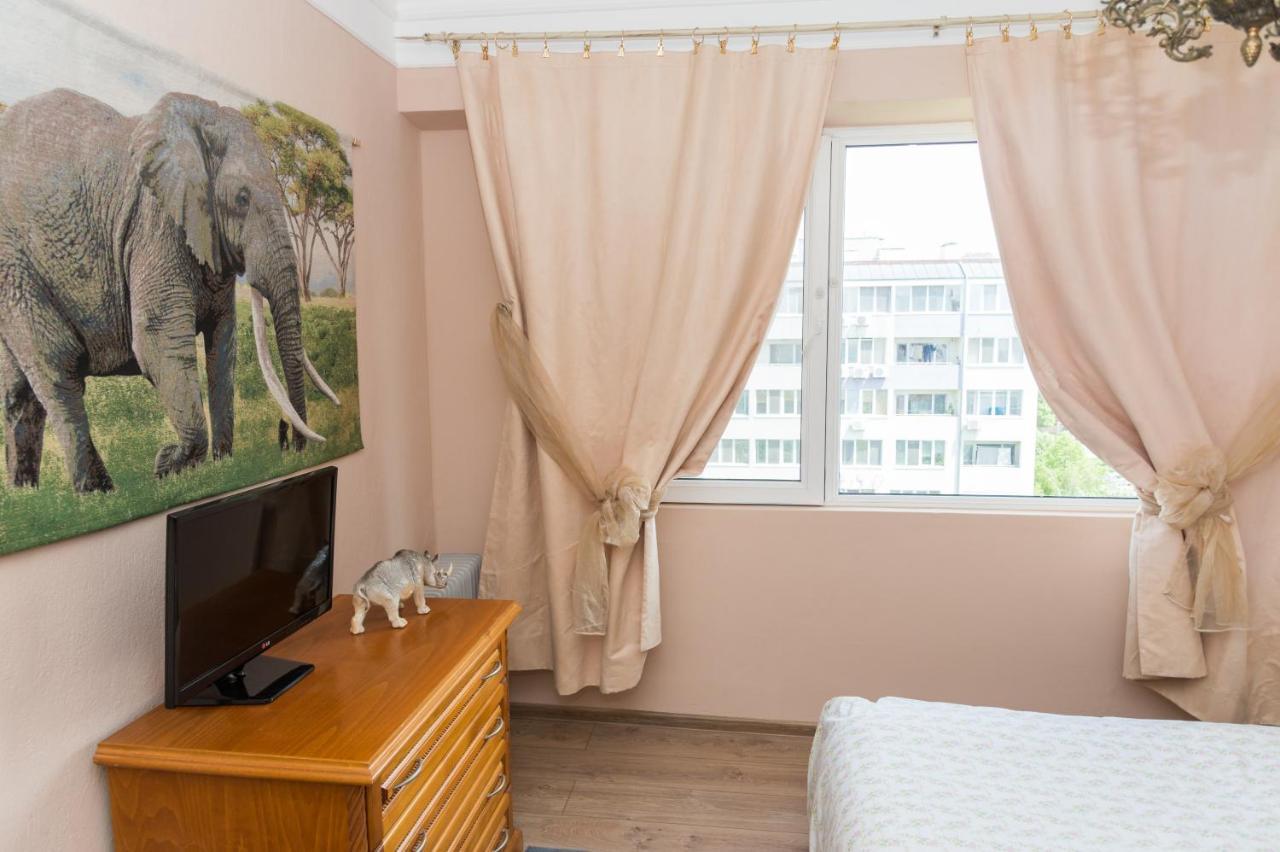Ferienwohnung Elevating Moments Burgas City Exterior foto